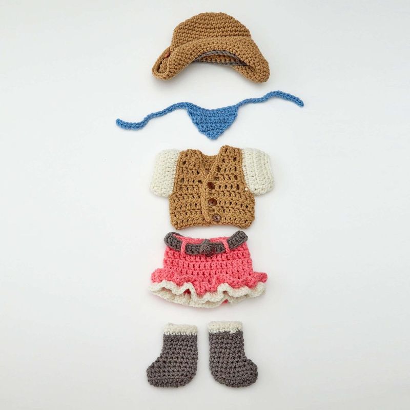 Dollie Cowgirl Partner free crochet pattern by Red Heart