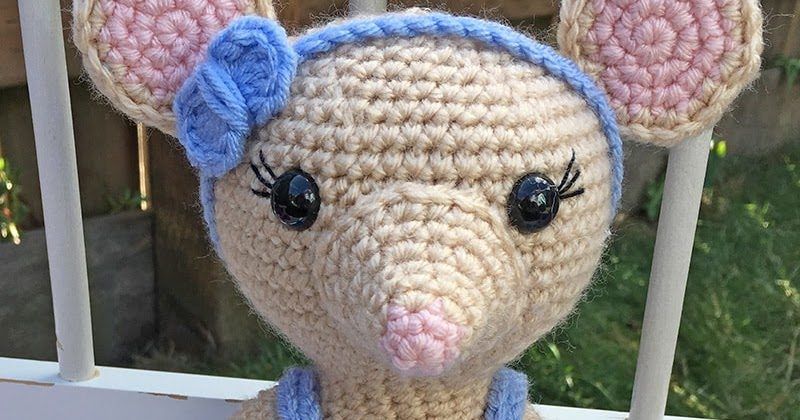 Amigurumi Ballerina Mouse free crochet pattern by Stephanie