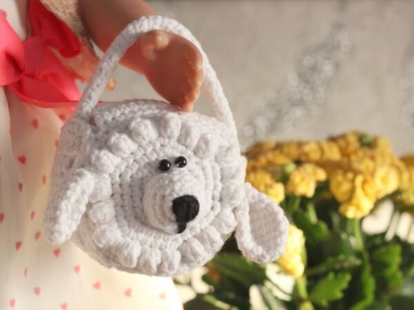 Bunny Purse for Dolls free crochet pattern by TansuluuCraftHaus on CrazyPatterns