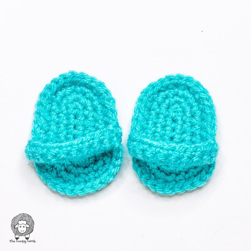 Easy Doll Sandals free crochet pattern by The Loopy Lamb
