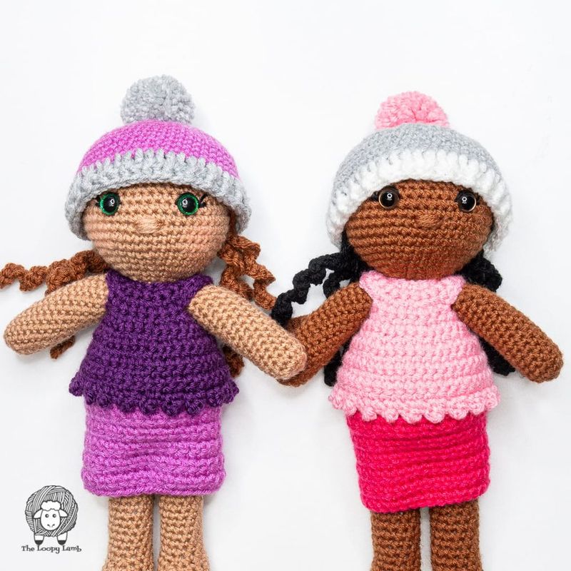 Pom-Pom Hat for Amigurumi Dolls free crochet pattern by The Loopy Lamb