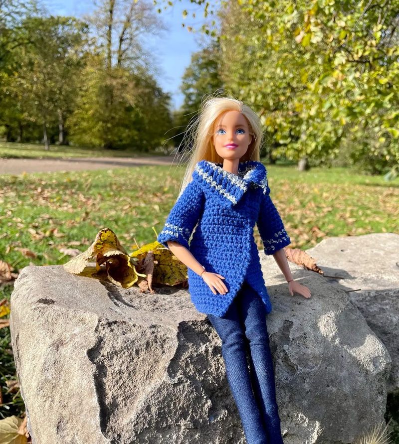 Blue and Silver Coat free crochet pattern by Eleonora