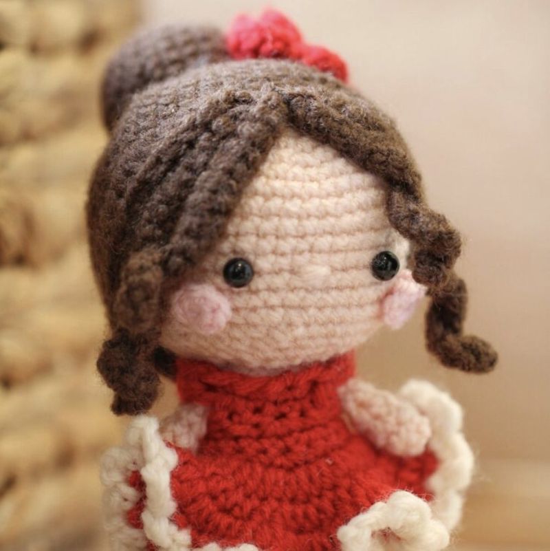 Carmen the Mini Doll free crochet pattern by Sara